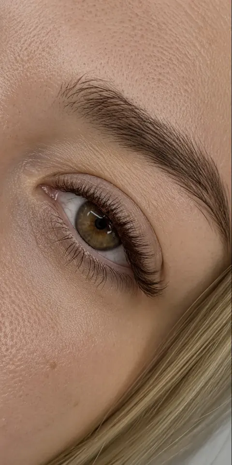 Eyelash extensions 17 — work by Darya, Batumi